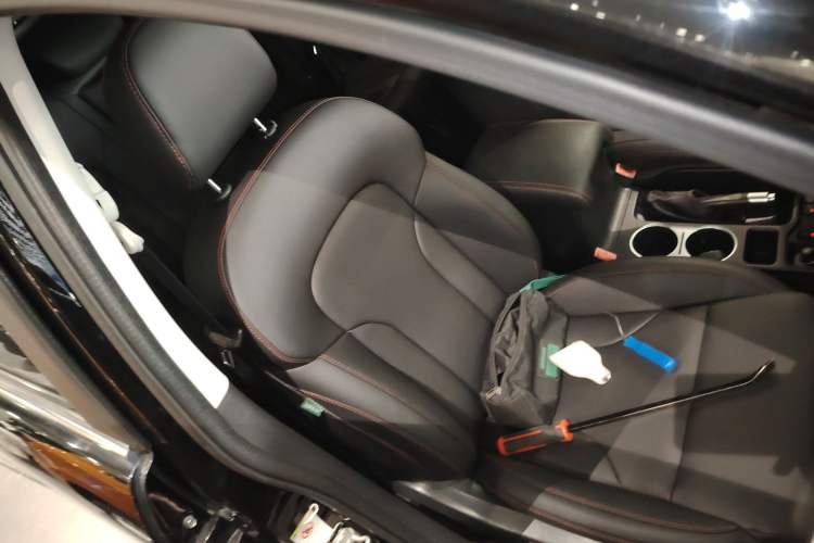 Used Haval H6 2015 Sport Edition 1.5T Automatic Two-Wheel Drive Luxury Model
