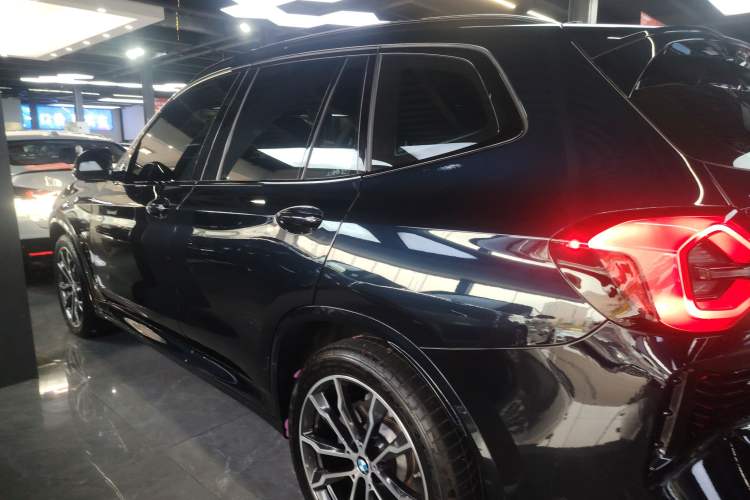 Used BMW X3 2023 Restyled xDrive30i Leading Edition M Night Sky Package
