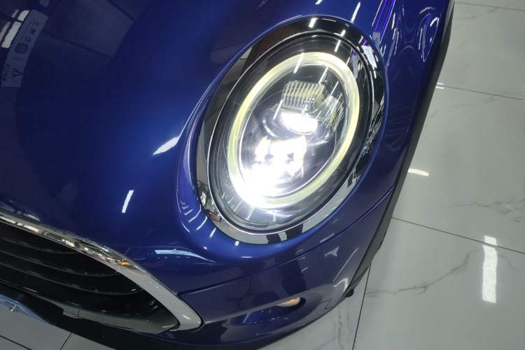 Used  MINI 2018 1.5T COOPER Classic Edition
