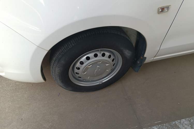 Used Chevrolet Sail 2013 Sedan 1.2L Manual Fashion Edition