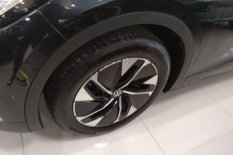 Used Volkswagen ID.4 CROZZ 2025 Pure Edition
