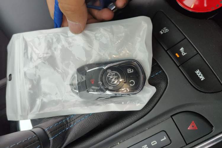 Used Buick VELITE 5 2017 Urban Extended-Range Model
