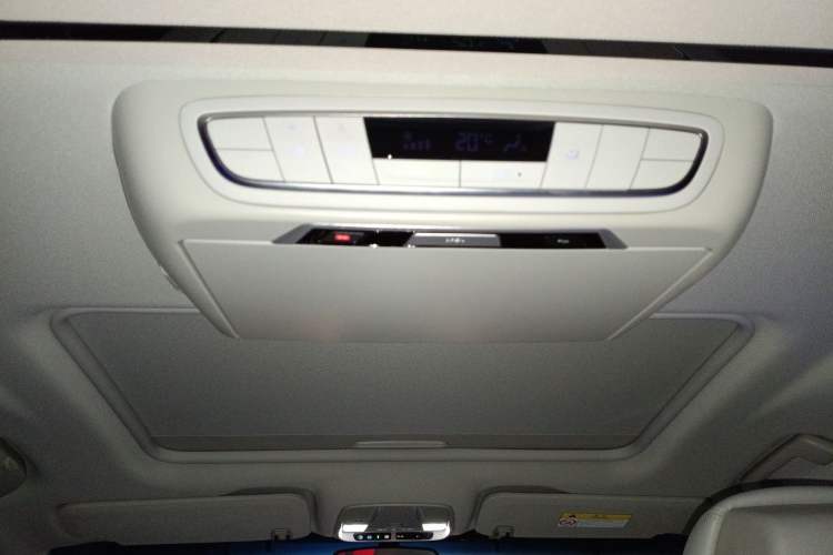 Used Buick GL8 2018 ES 28T Comfort Model China VI Standard
