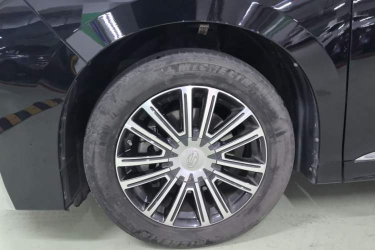 Used GAC Trumpchi M8 2023 Lingxiu Series 390T Prestige Edition
