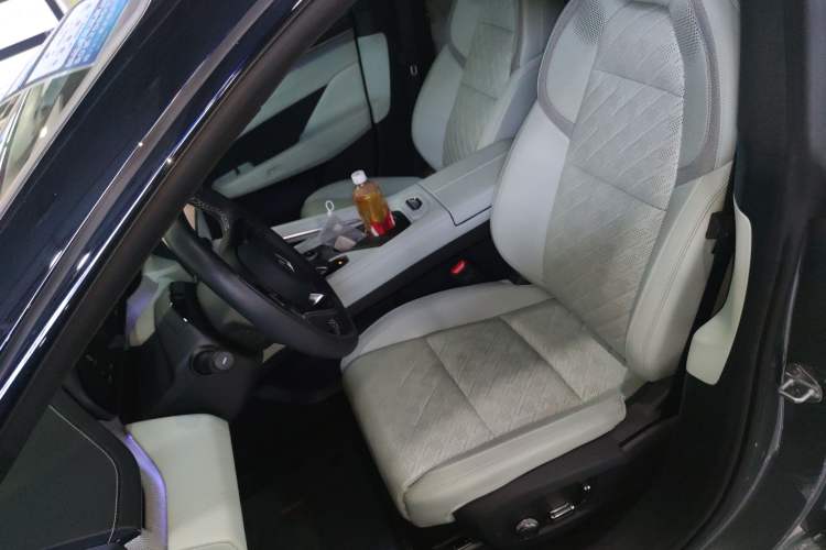 Used Zeekr 001 2024 YOU Edition 100 kWh All-Wheel Drive
