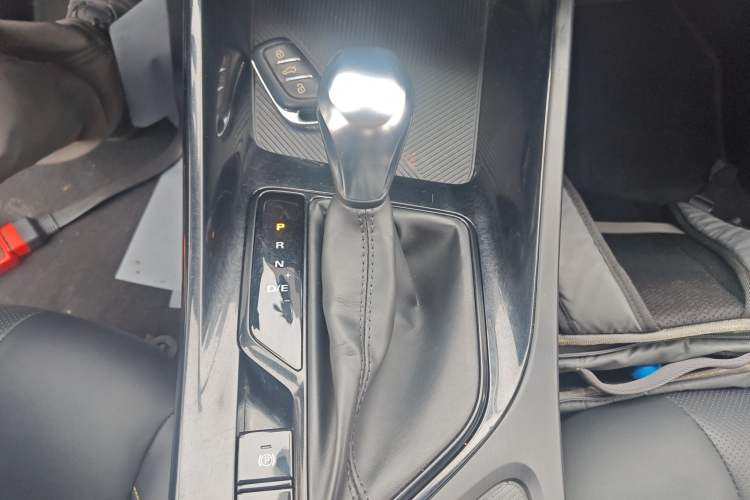 Used Roewe i5 2021 Revised Version 1.5L CVT Diamond Edition