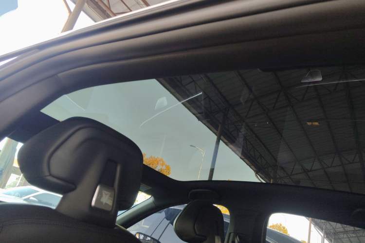 Used  SL03 2025 Pure Electric Elite Model
