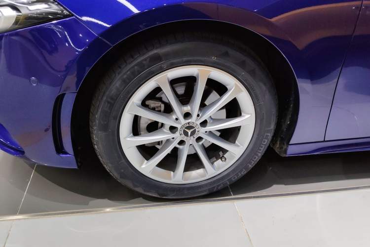 Used Mercedes-Benz A-Class 2020 Restyled A 200 L Sport Sedan Fashion Version