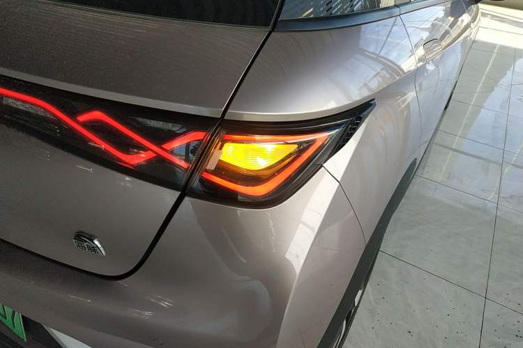 Used BYD Dolphin 2021 401km Knight Edition
