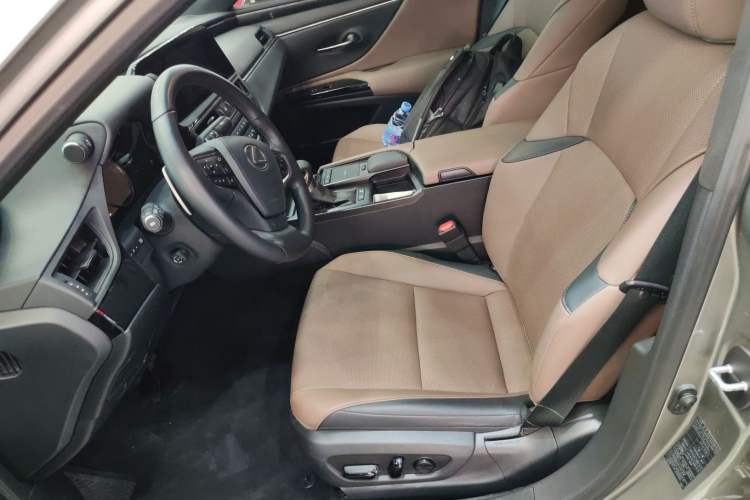 Used Lexus ES 2021 300h Excellence Edition