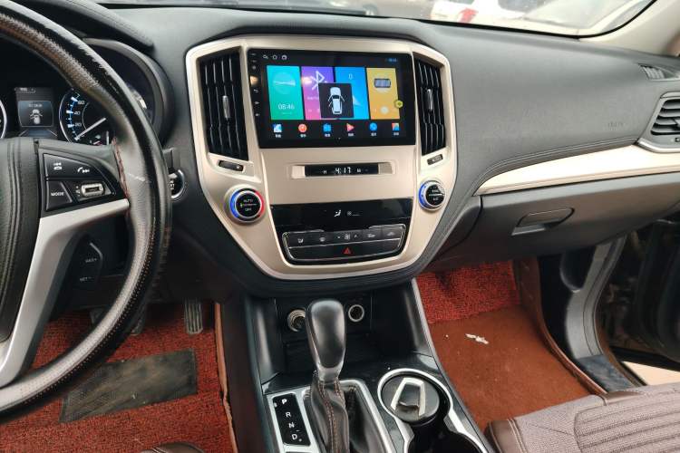 Used Changan CS95 2017 2.0T Two-Wheel Drive Zhitu Edition
