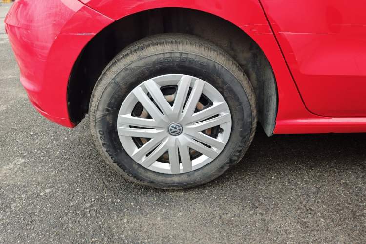 Used Volkswagen Polo 2016 1.4L Manual Fashion Model