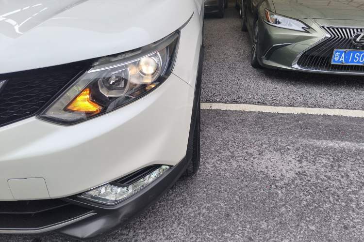 Used Nissan Qashqai 2016 2.0L CVT Luxury Edition
