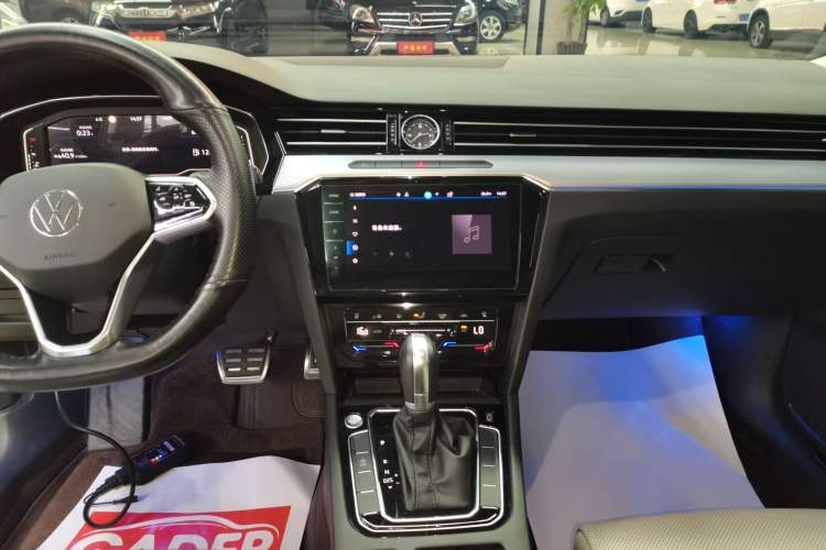 Used Volkswagen Magotan 2023 2 Million Units Commemorative Edition 330TSI DSG Luxury Version
