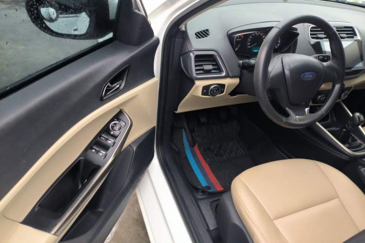 Used Ford Escort 2015 1.5L Manual Comfort Model