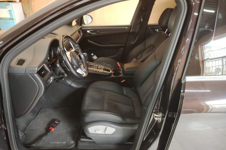 Used Porsche Macan 2017 Macan 2.0T
