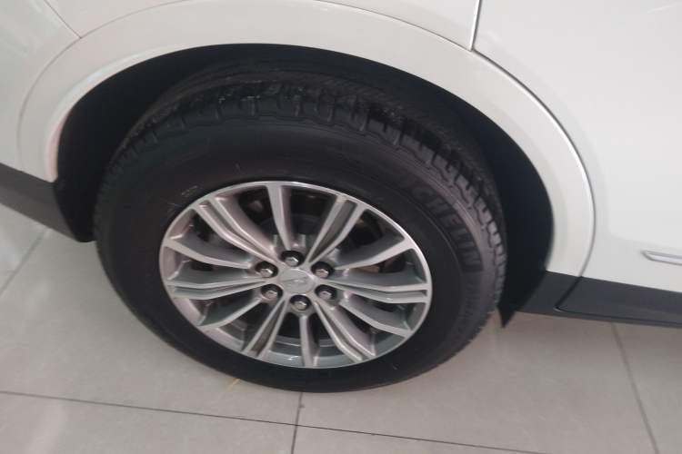 Used Cadillac XT5 2018 25T Luxury Model