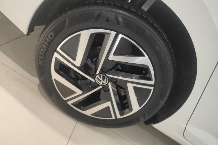 Used Volkswagen Sagitar 2025 300TSI DSG Excellence Edition

