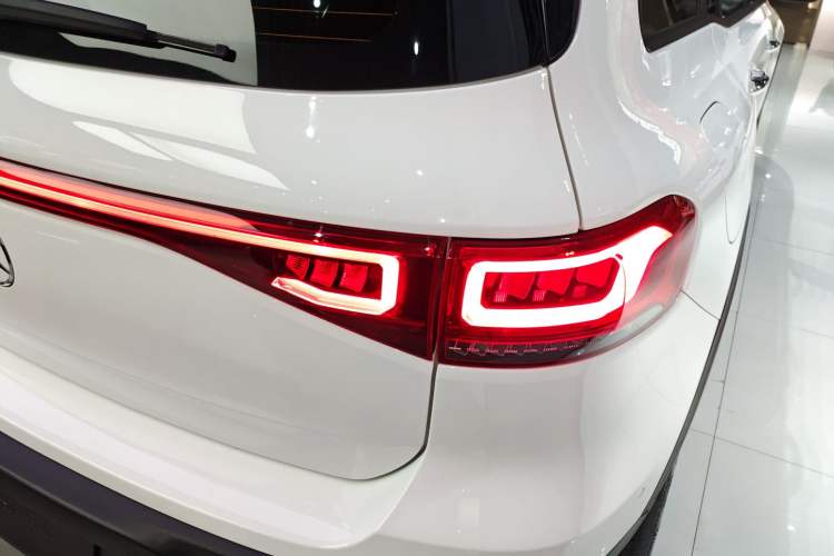 Used Mercedes-Benz EQB 2022 EQB 260
