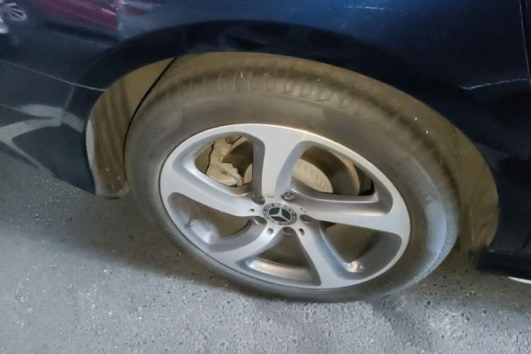 Used Mercedes-Benz E-Class 2018 Restyled E 300 L Sporty and Stylish Edition
