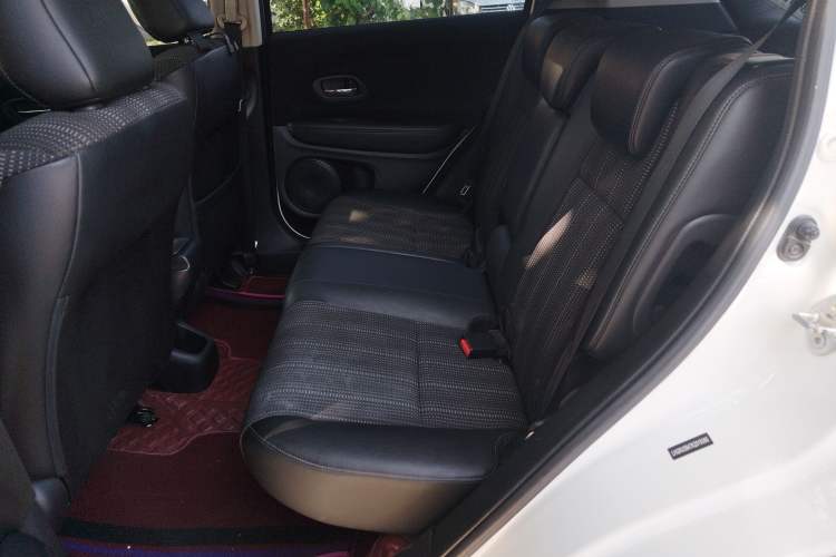 Used Honda Vezel 2017 1.8L CVT Front-Wheel Drive Pioneer Edition
