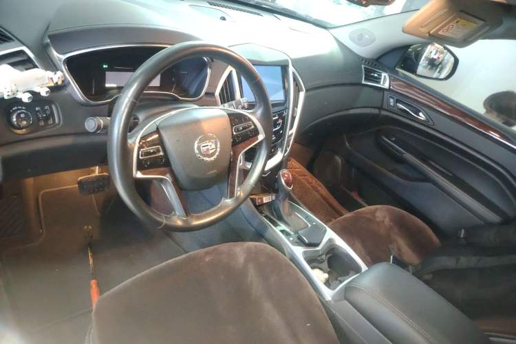 Used Cadillac SRX 2015 3.0L Elite Model
