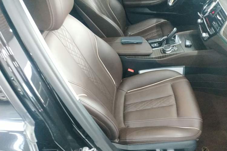 Used BMW 5 Series 2018 Revised Version 530Li Leading Edition Luxury Package
