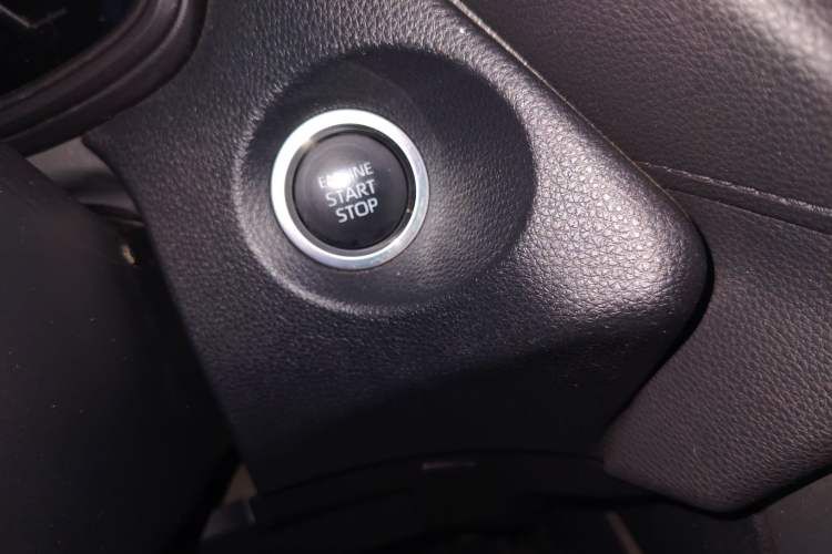 Used Toyota FRONTLANDER 2023 2.0L CVT Leading Edition