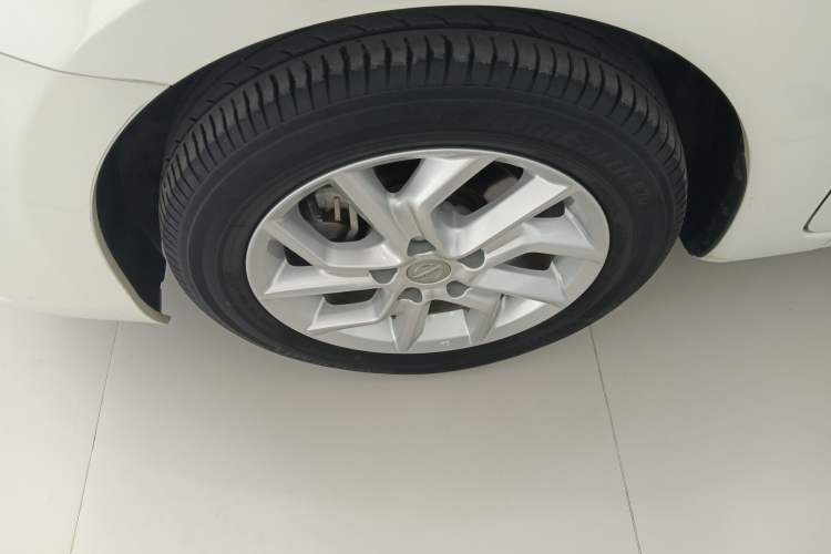 Used Nissan Tiida 2021 1.6L CVT Cool Edition
