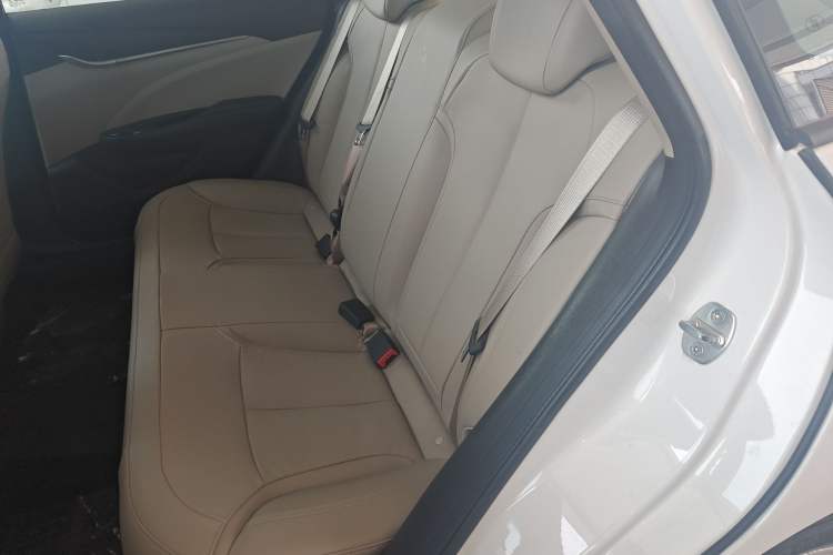 Used Buick GT 2018 15T Dual-Clutch Elite Model China V Standard
