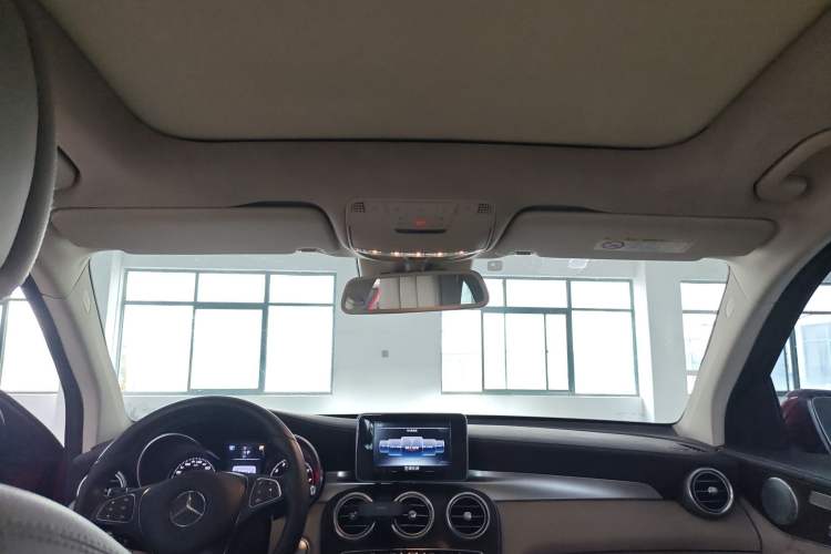 Used Mercedes-Benz GLC 2016 GLC 300 4MATIC Dynamic Model
