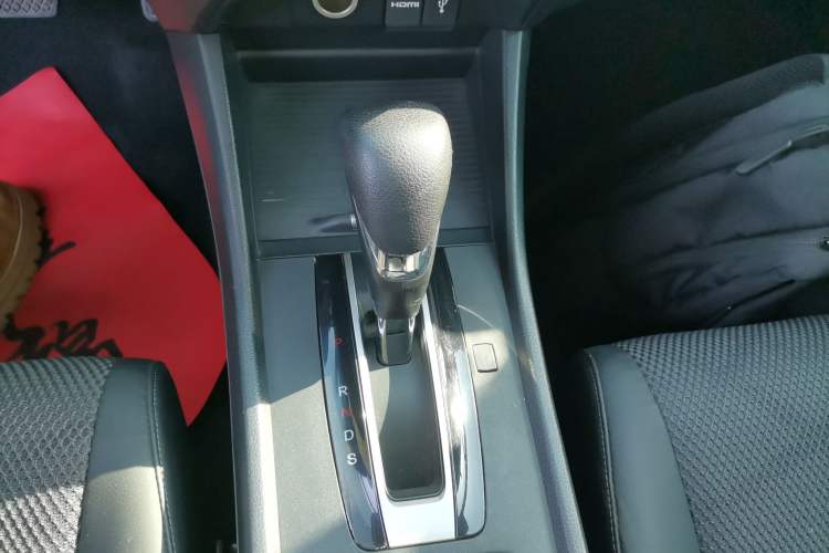 Used Honda Jade 2016 1.8L Automatic Comfort Elite Version 5 Seats
