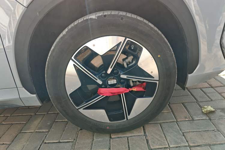 Used  E5 2024 530 km Exploration+ Version
