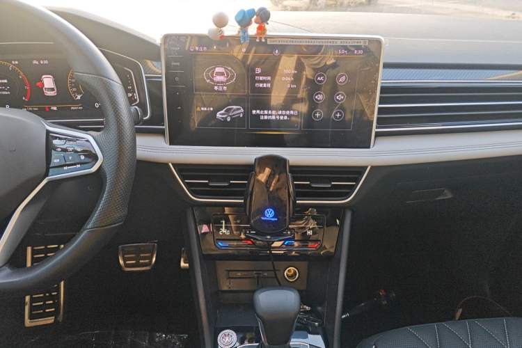 Used Volkswagen Tiguan L 2022 330TSI Automatic Two-Wheel Drive R-Line Enhanced Edition