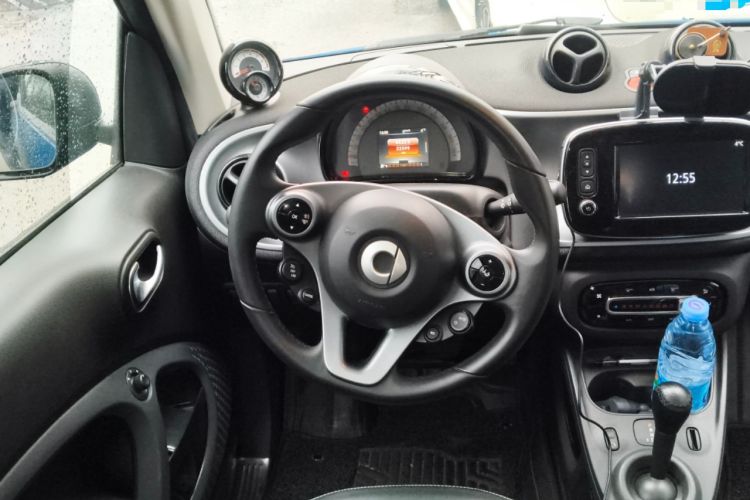 Used smart fortwo 2018 0.9T 66kW Hardtop Pioneer Edition China V Emission Standard