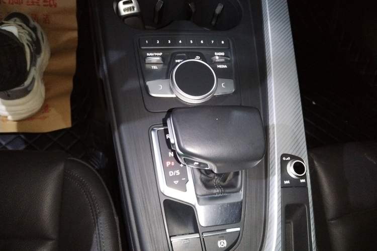 Used Audi A4L 2017 Plus 40 TFSI Fashion Model