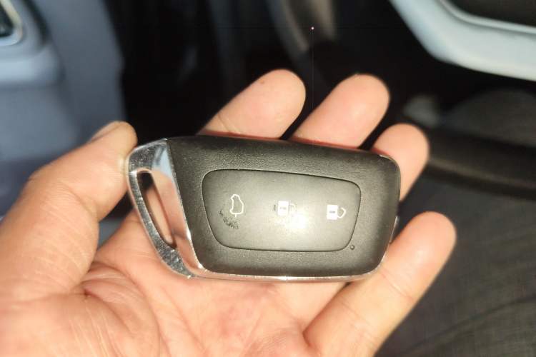 Used Baojun E300 2020 Plus Starry Intelligence Edition
