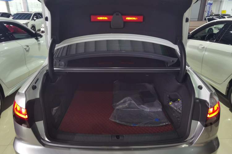 Used Audi A4L 2025 2 Million Units Enjoyment Version 40 TFSI Luxury Dynamic Edition
