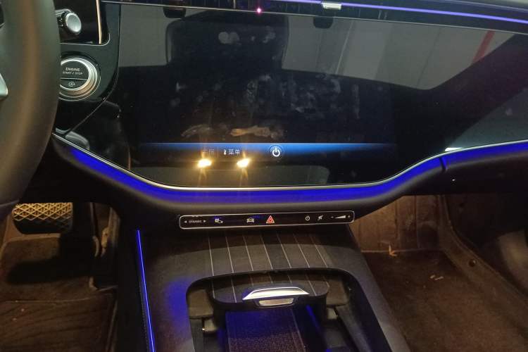 Used Mercedes-Benz E-Class 2025 E 300 L Luxury Model