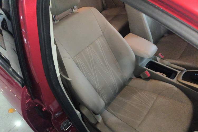 Used Ford Focus 2017 Sedan 1.6L Automatic Comfort Plus SmartDrive Edition
