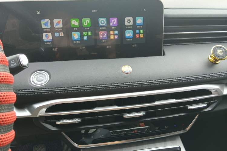 Used JETOUR X70 PLUS 2023 1.5T Manual Warrior PRO 7-Seater
