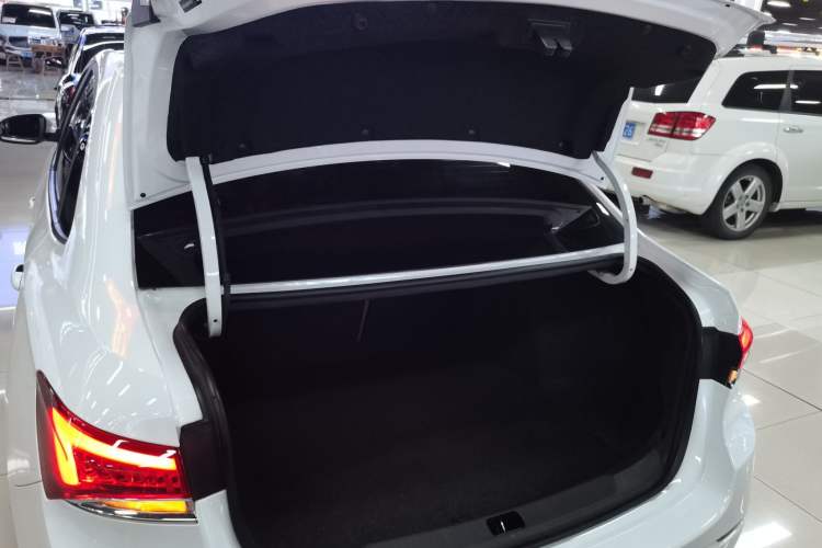 Used Buick GT 2018 15T Dual-Clutch Elite Model China V Standard