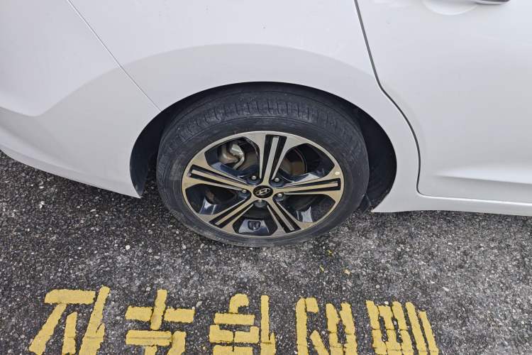 Used Hyundai Elantra 2018 1.6L Automatic 15th Anniversary Special Edition
