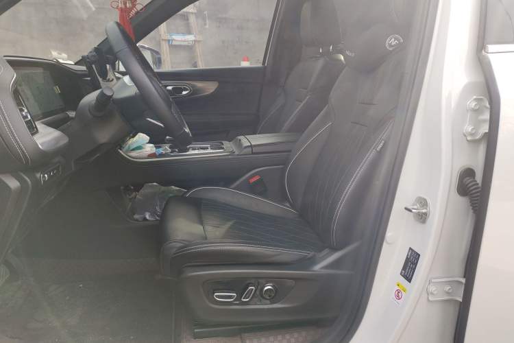 Used GAC Trumpchi GS8 2025 Linghang Series 2.0 TGDI Two-Wheel-Drive Luxury Edition 5 Seats