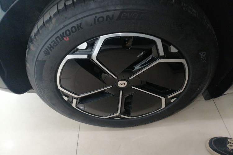 Used Xiaomi Auto YU7 2025 Ultra-Long Range All-Wheel Drive Pro Version
