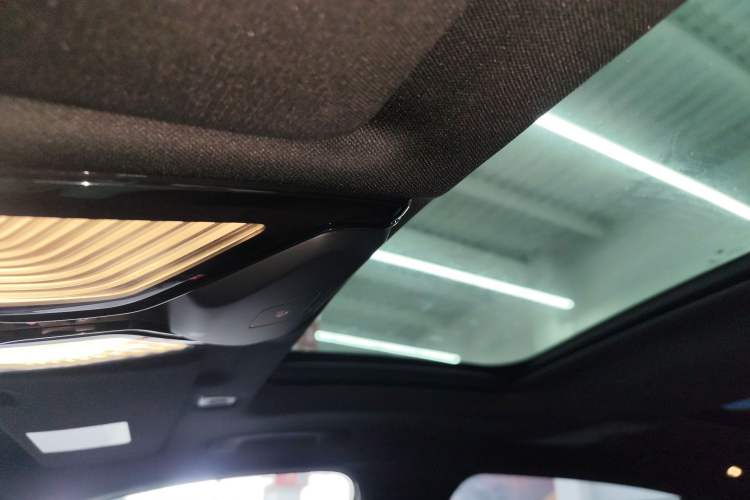 Used BMW 5 Series 2021 530Li Luxury Edition M Sport Package
