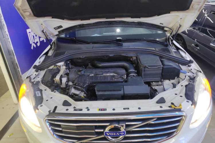 Used Volvo XC60 2015 T5 AWD Zhiyuan Edition
