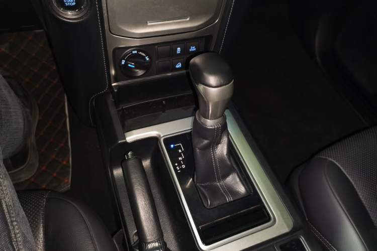 Used Toyota Prado 2018 3.5L Automatic TX-L NAVI with Rear-Mounted Spare Tire
