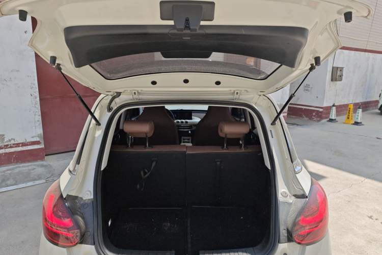 Used Wuling Bingo 2023 410 km Lingxi Deluxe Edition
