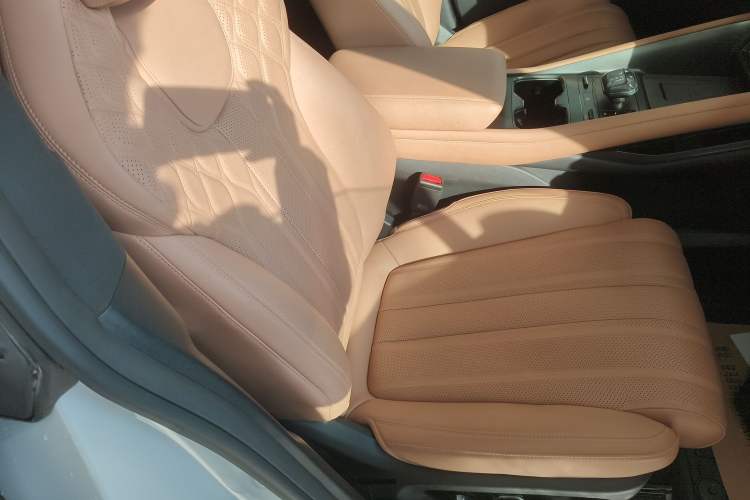 Used BYD Song L EV 2025 Intelligent Driving Version 662 km LiDAR Excellence Edition